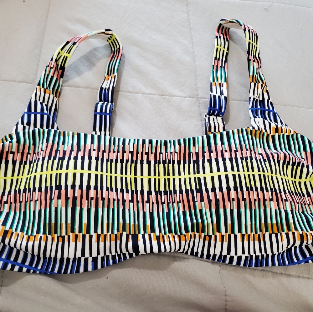 Athleta Swim Top 34 B/C